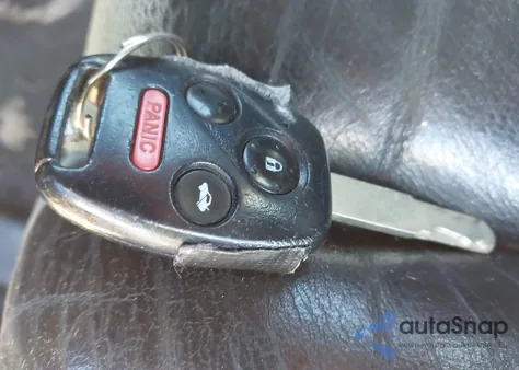 2004 Honda Accord 3.0 Ex из США, поврежденный, VIN 1HGCM826X4A008464